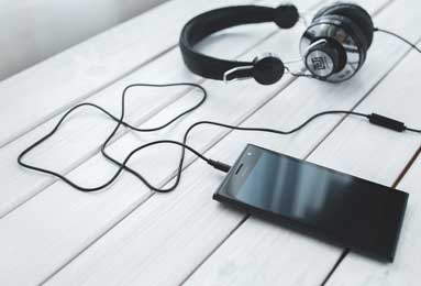 NBA季后赛焦点对决：76人vs热火，恩比德与巴特勒的巅峰对决